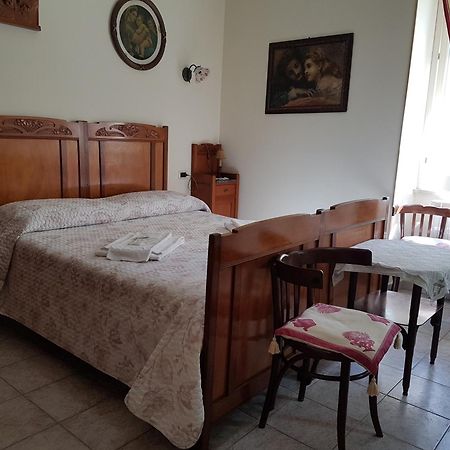 Da Agnese Locazioni Brevi Hotel Cagliari Bagian luar foto