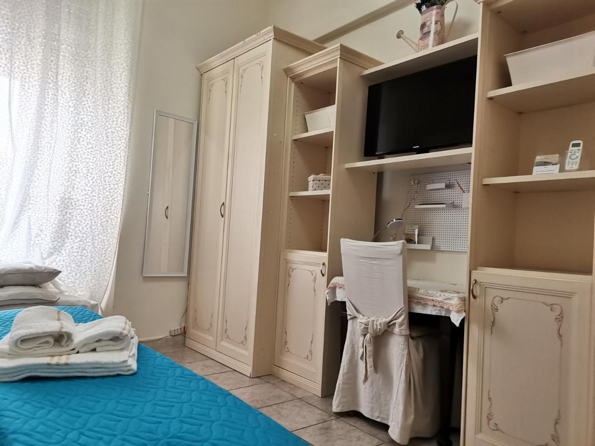 Da Agnese Locazioni Brevi Hotel Cagliari Bagian luar foto