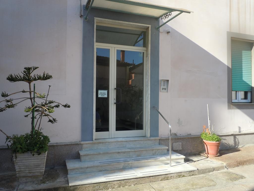 Da Agnese Locazioni Brevi Hotel Cagliari Bagian luar foto