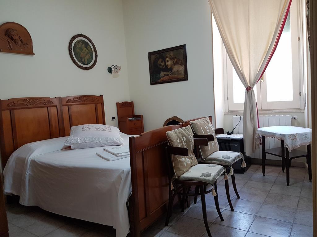 Da Agnese Locazioni Brevi Hotel Cagliari Bagian luar foto