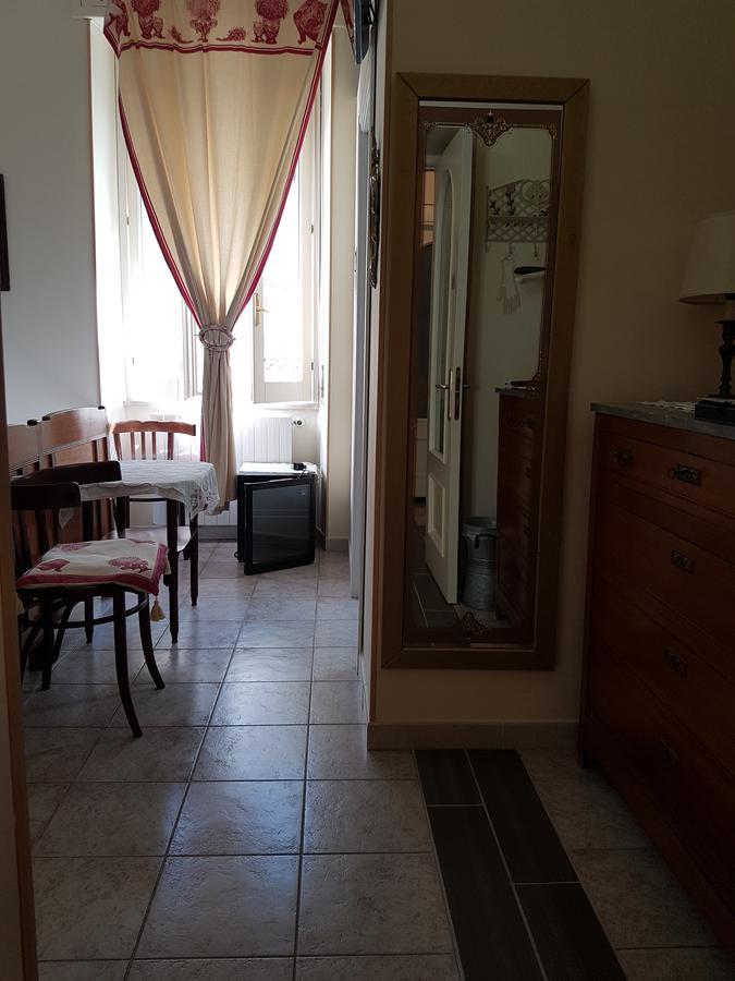 Da Agnese Locazioni Brevi Hotel Cagliari Bagian luar foto