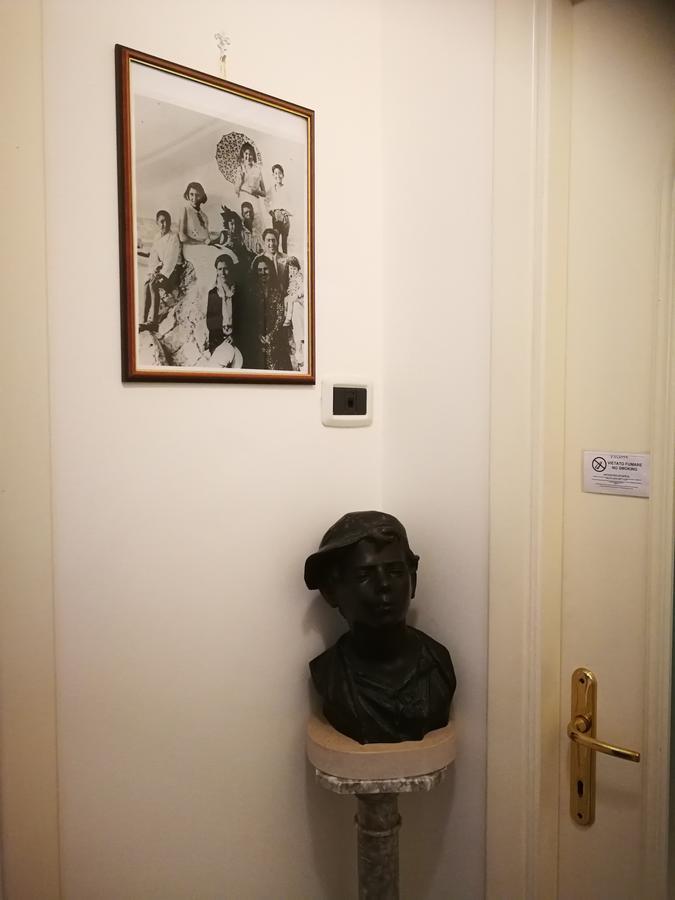 Da Agnese Locazioni Brevi Hotel Cagliari Bagian luar foto