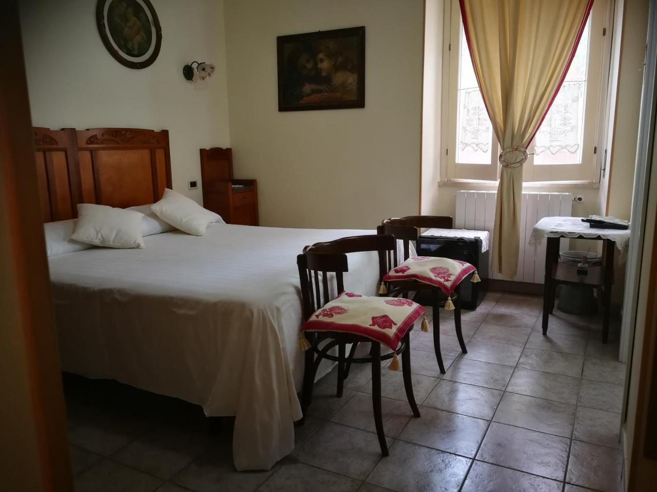 Da Agnese Locazioni Brevi Hotel Cagliari Bagian luar foto