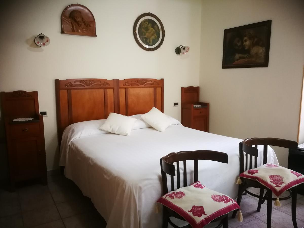 Da Agnese Locazioni Brevi Hotel Cagliari Bagian luar foto