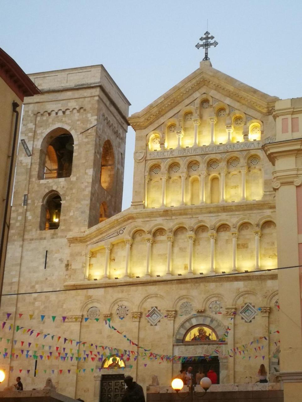 Da Agnese Locazioni Brevi Hotel Cagliari Bagian luar foto