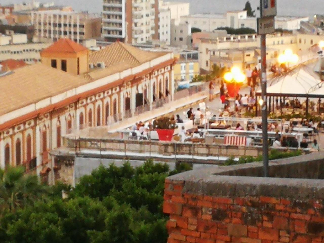 Da Agnese Locazioni Brevi Hotel Cagliari Bagian luar foto